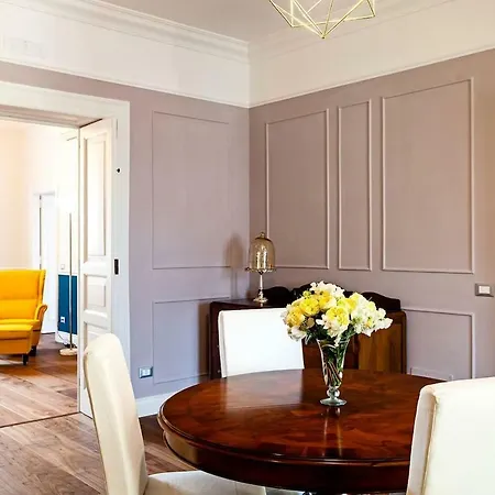 Interno Sorrentino *